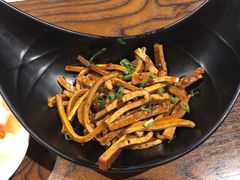 -舌尖上的食缘花园主题餐厅