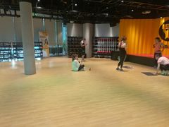 器械区-SUPERMONKEY超级猩猩健身(中山公园店)