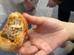 咸蛋黄鲜肉月饼-真老大房鲜肉月饼(南京路步行街店)