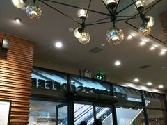 -星巴克(上海虹桥新天地二店)