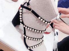 -STUART WEITZMAN(静安嘉里中心店)
