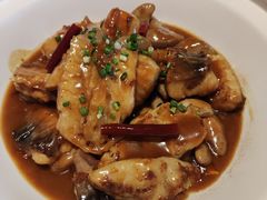 大王烧鮰鱼-艳阳天·非遗楚菜(武汉客厅店)