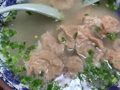 -老新隆牛肉锅贴(新街口店)