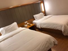 -全季酒店(上海火车站天目西路店)