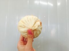 咸蛋黄超人包-老陶包子铺(南大西南村店)