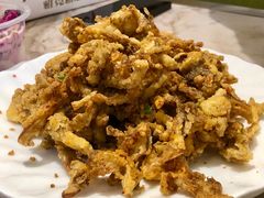 椒盐蘑菇-川人川菜馆·小龙虾·鲜虾现做(黄山路店)