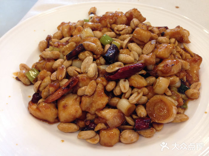 大铁勺新津菜(迎水道店)宫保鸡丁图片