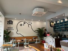 大堂-WHEN PIGS FLY当猪飞