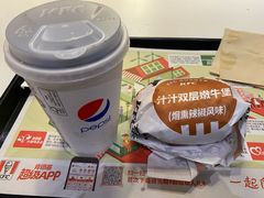 汁汁双层嫩牛堡-肯德基(昌里店)