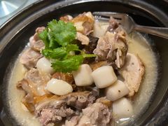 烤鸭烧芋儿-名轩·中餐厅(南京玄武湖假日酒店)