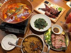-老滇山寨•云南特色菜•地方菜•民族风情歌舞表演(金碧店)