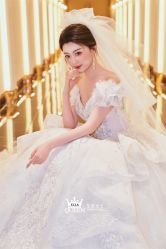点击看大图 -艾拉·女王婚纱礼服馆