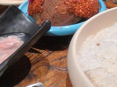 -老牌坊云南鱼豆花火锅(爱建店)