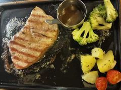 -必胜客(机场路店)