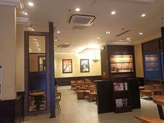 大堂-星巴克臻选(威海威高广场店)