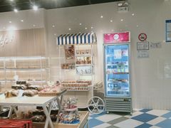 -85度C(生甜甜圈研究工坊·上海局门店)