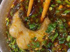 -肖肖酸萝卜鱼火锅(总店)