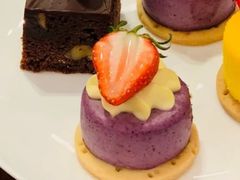 草莓慕斯-嘉年华大酒店琴湾-自助餐厅