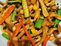 养生菌菇-悦百味·品质川菜(橄榄郡店)