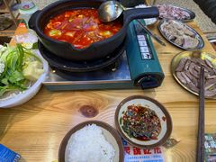 -黔二妞地摊火锅(龙华清湖店)