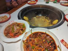 -玺炖·中国铁锅炖(虹桥天街店)