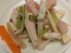 -锅当当铁锅炖烀饼王(长泰广场店)