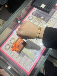 -周生生Chow Sang Sang(又一城店)