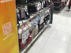 -优衣库(上海金桥太茂店)