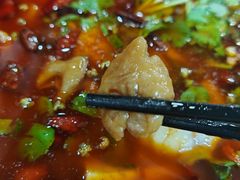 -余家庄肥肠鱼地方汤锅(银杏大道店)