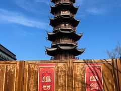 -龙华寺