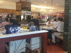 大堂-泉福居酱骨头自助广场(南大街商业步行街店)