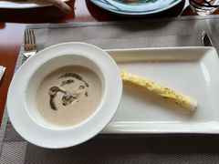 -东西风牛排馆周末烧烤自助(首都机场希尔顿店)