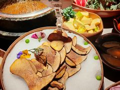 -芸山季·云南山珍菌火锅(人民广场来福士店)