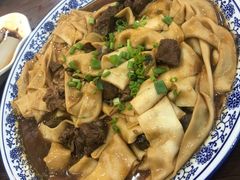 -壹阁胡羊焖饼(特色小吃街店)