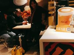 -麦当劳(百荣世贸商城店)