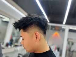 -尤司男士国潮理发馆