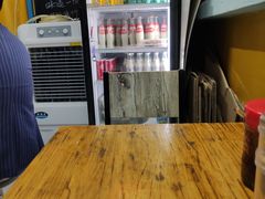 -小梁哥云吞面(黄贝岭店)