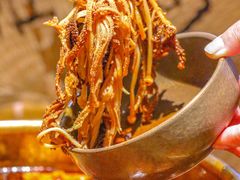 -毛肚向右·川渝毛肚王(经开永旺店)