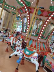 -莫莉幻想儿童乐园(武汉保利广场店)