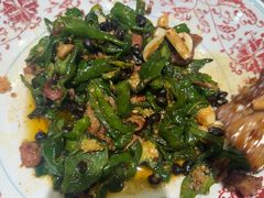 -小三峡食府(西五路店)