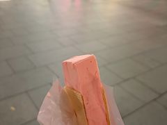 -詹爷爷乌节路街头冰淇淋