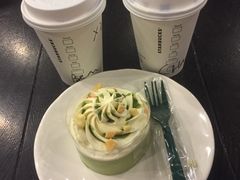 -星巴克臻选(上海中环广场2F店)
