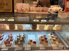 面包甜点陈列柜-花花卷卷·鲜食蛋糕(静安久光百货店)