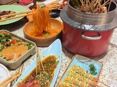 -小董哥烤串·爆汁大油边(故宫店)