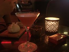 -饮湖威士忌鸡尾酒吧