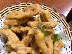 -胡子饮食店