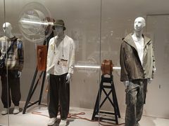 -URBAN REVIVO(西安Momopark店)