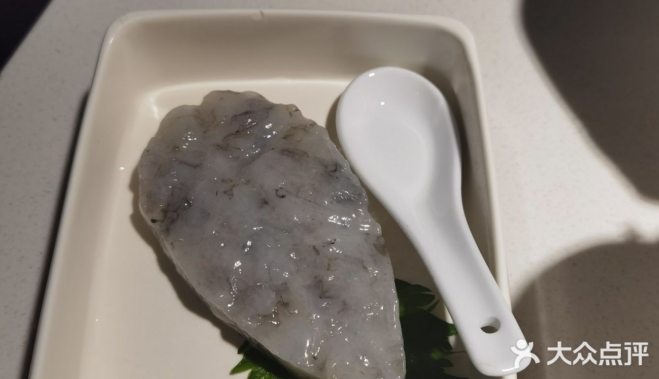 好久没有光顾海底捞了，这次和朋友小聚选择了离家比较近