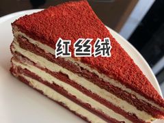 红丝绒切角蛋糕-BLAQ咖啡(骏豪店)