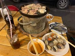 -席娜卡琳火车铁道夜市